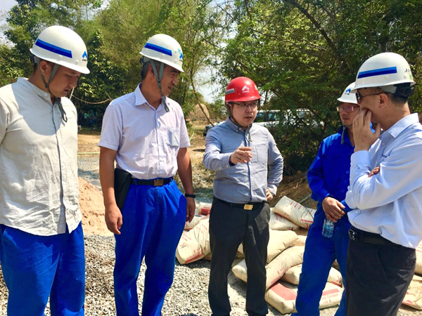 中国重型机械公司领导莅临集团柬埔寨项目视察指导工作